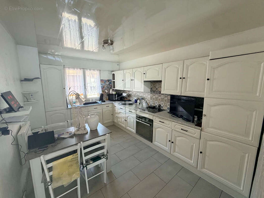 Maison 3 chambres jardin garage Saint Pol sur Mer 59430 - photo 2