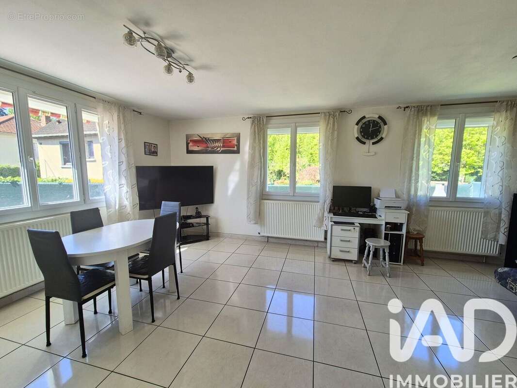 Photo 7 - Maison à EVRY