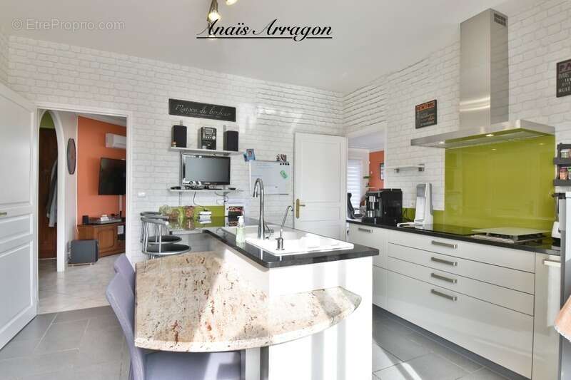 Maison à SAINTE-LIVRADE-SUR-LOT