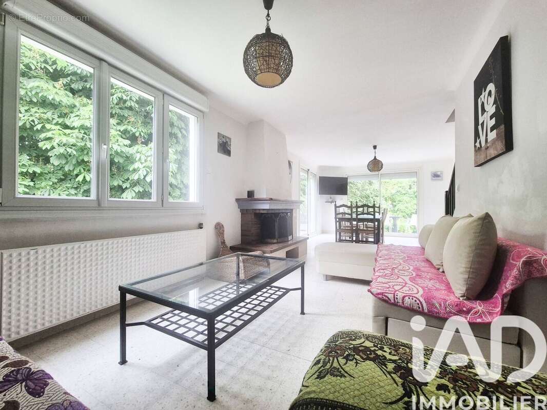 Maison 111 m² à Guerande  - photo 4