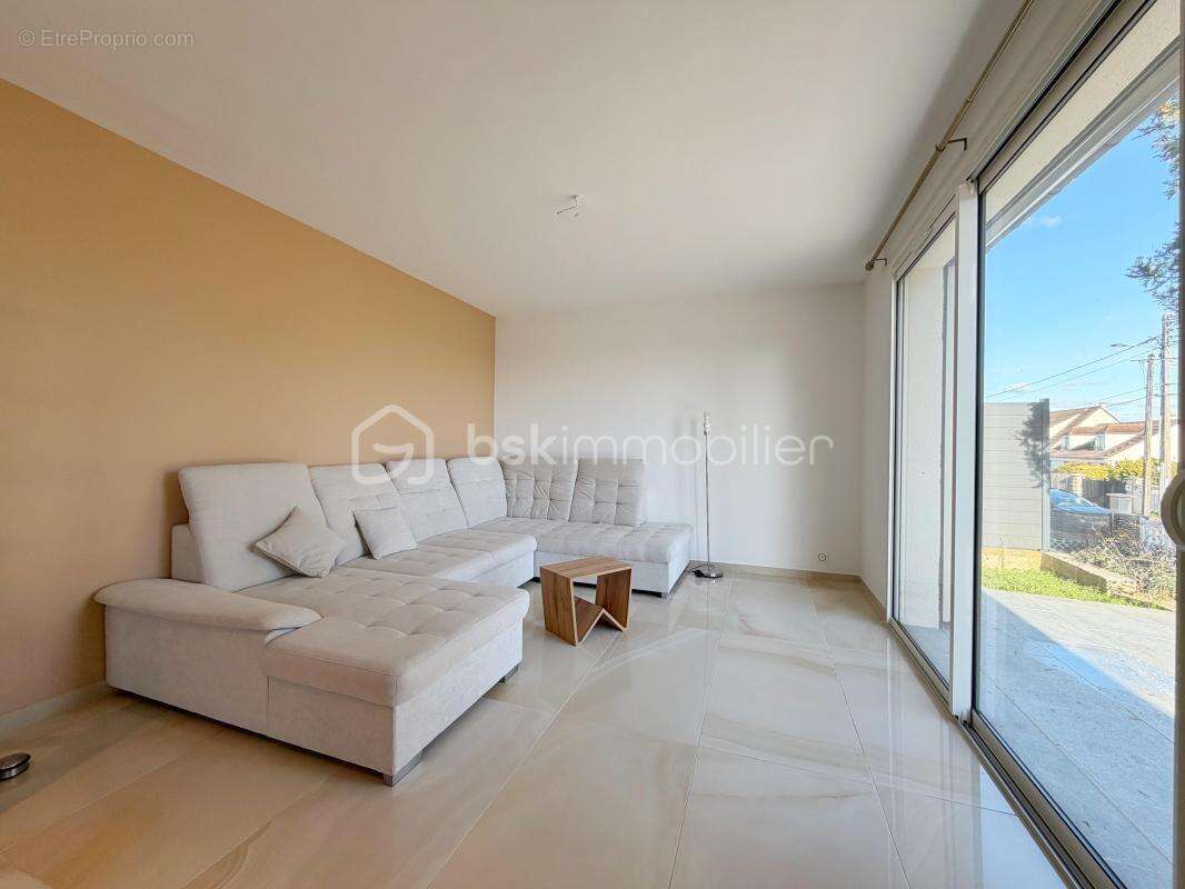 Maison à ECQUEVILLY