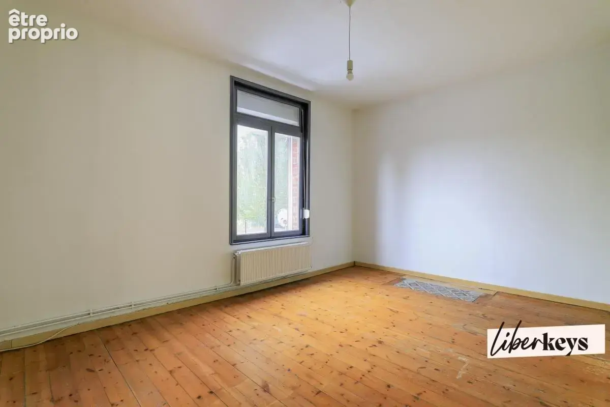 À vendre – Charmante maison semi-individuelle 3 chambres – Secteur recherché proche du stade de Valenciennes - photo 6