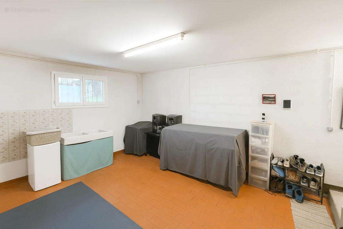 Maison à SAINT-MAURICE-LA-CLOUERE