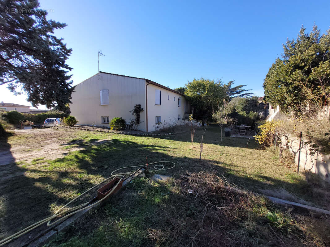Maison à SALLES-D'AUDE