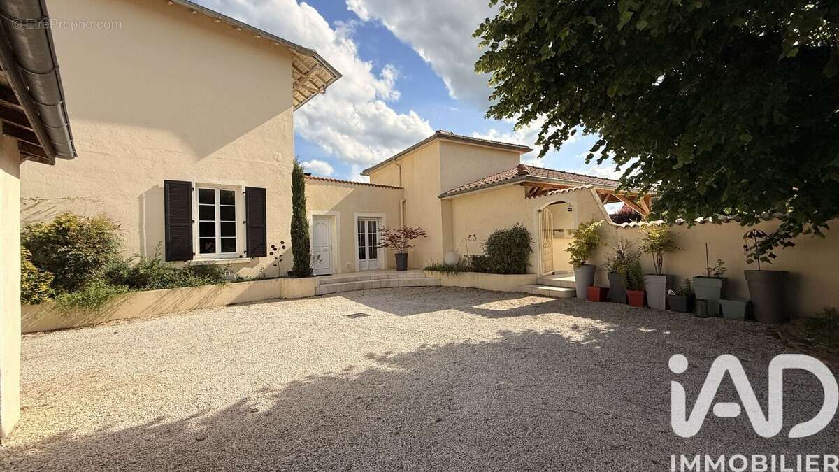 Photo 8 - Maison à RIORGES