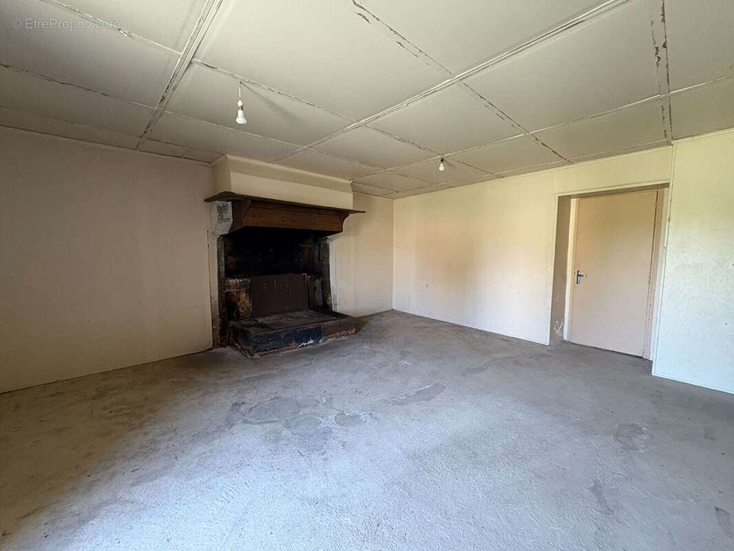 Maison à CHATEAUNEUF