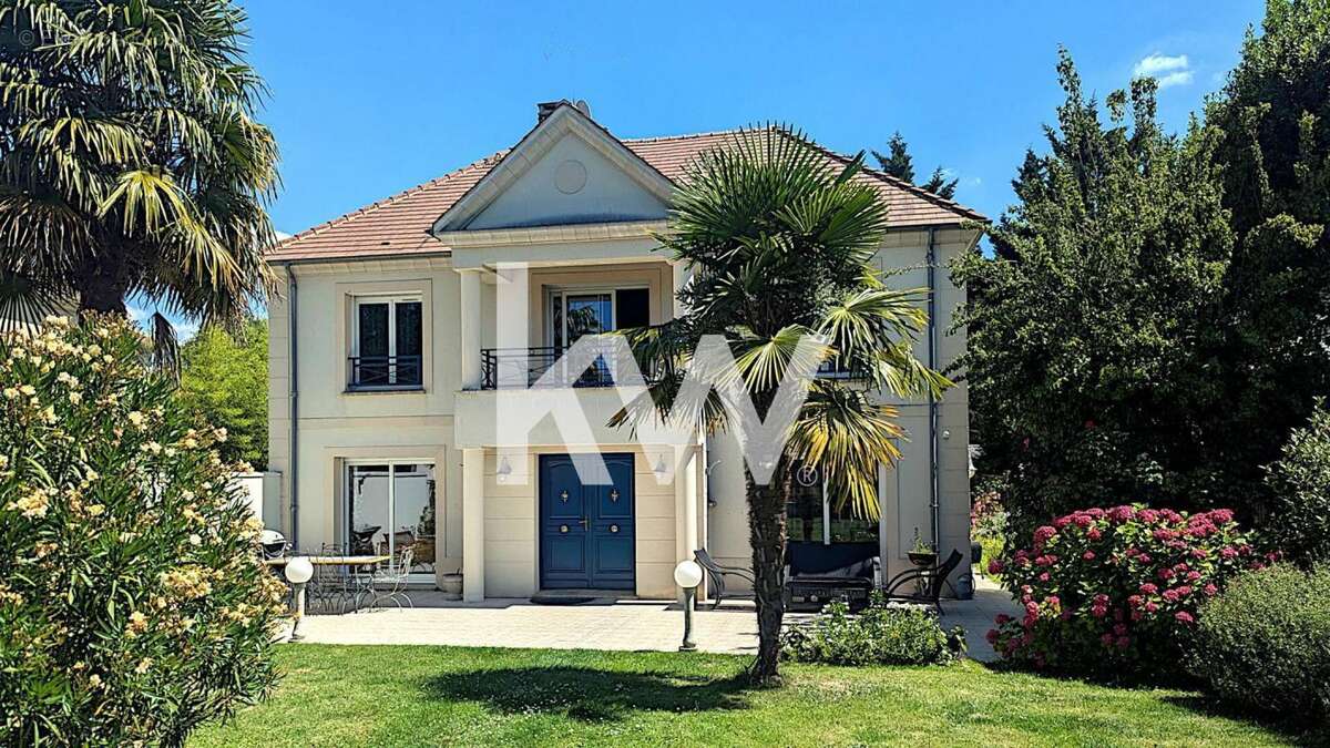 Maison à SAINT-GRATIEN