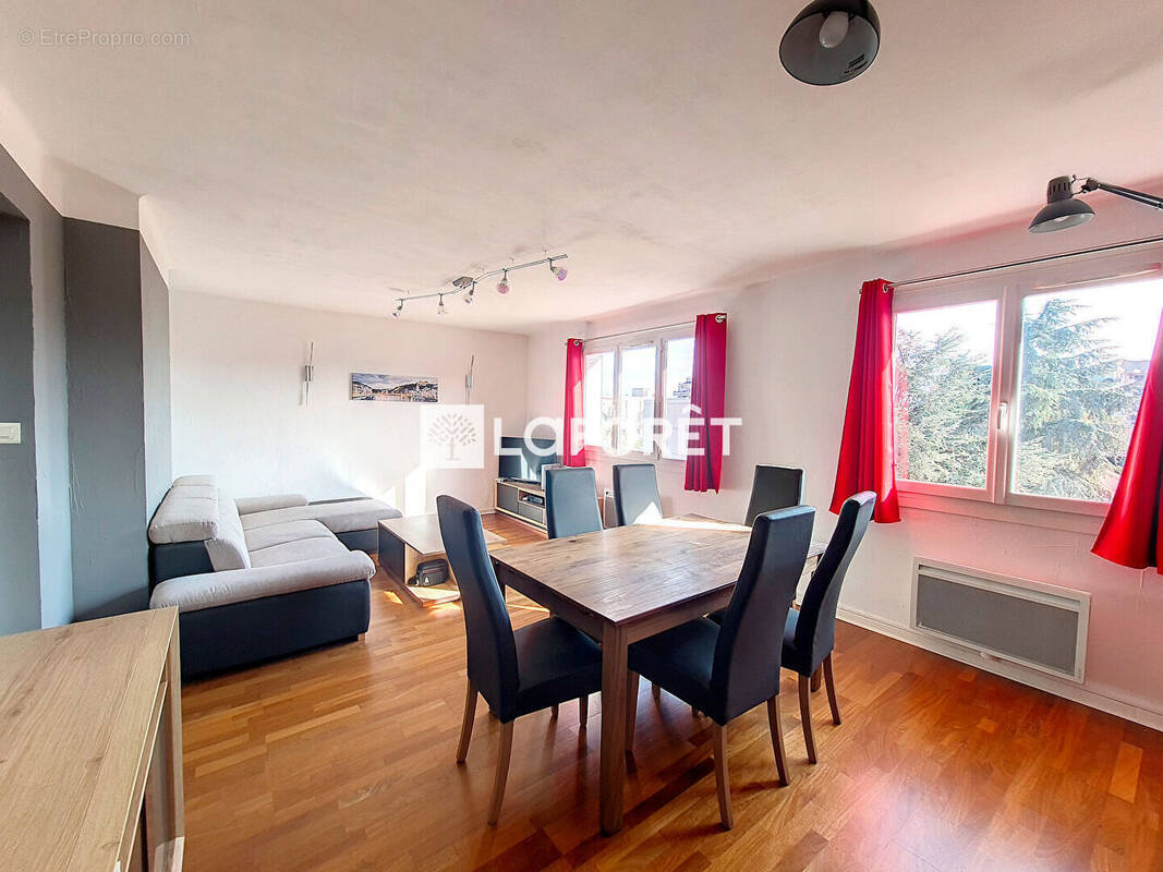 Appartement à CALUIRE-ET-CUIRE