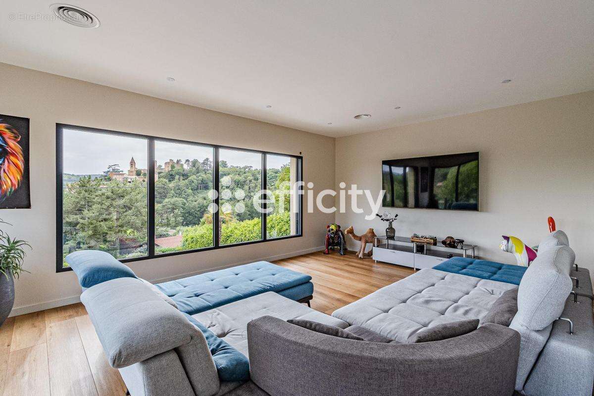 Maison 309 m² à Chatillon  - photo 5