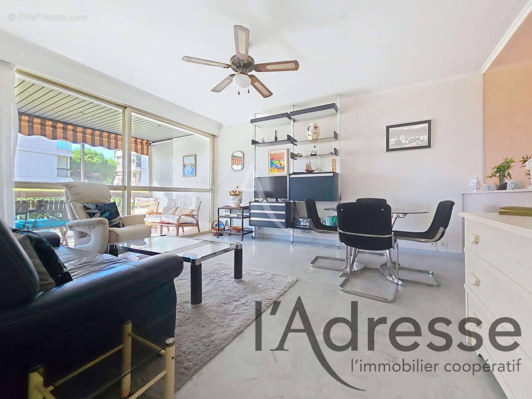 Appartement à MANDELIEU-LA-NAPOULE