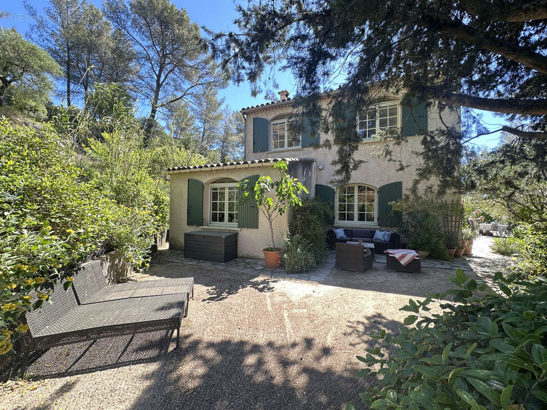 Maison à LE VAL