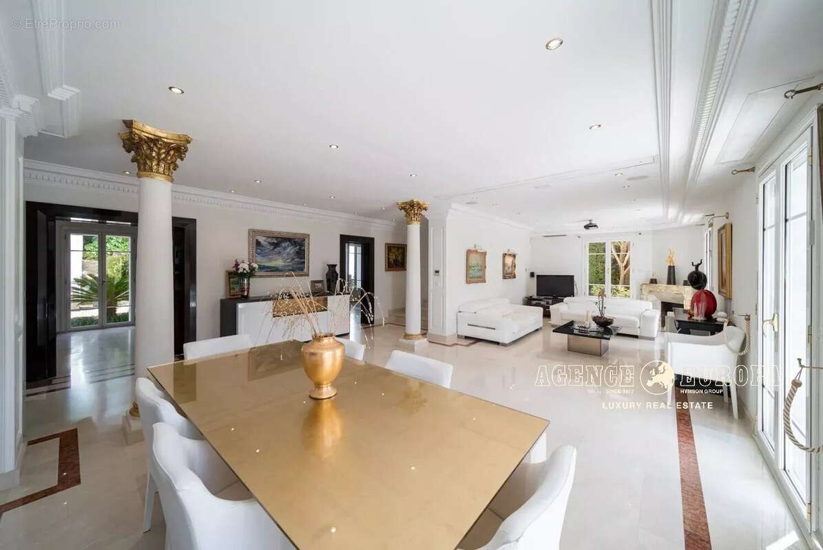 Maison à CANNES