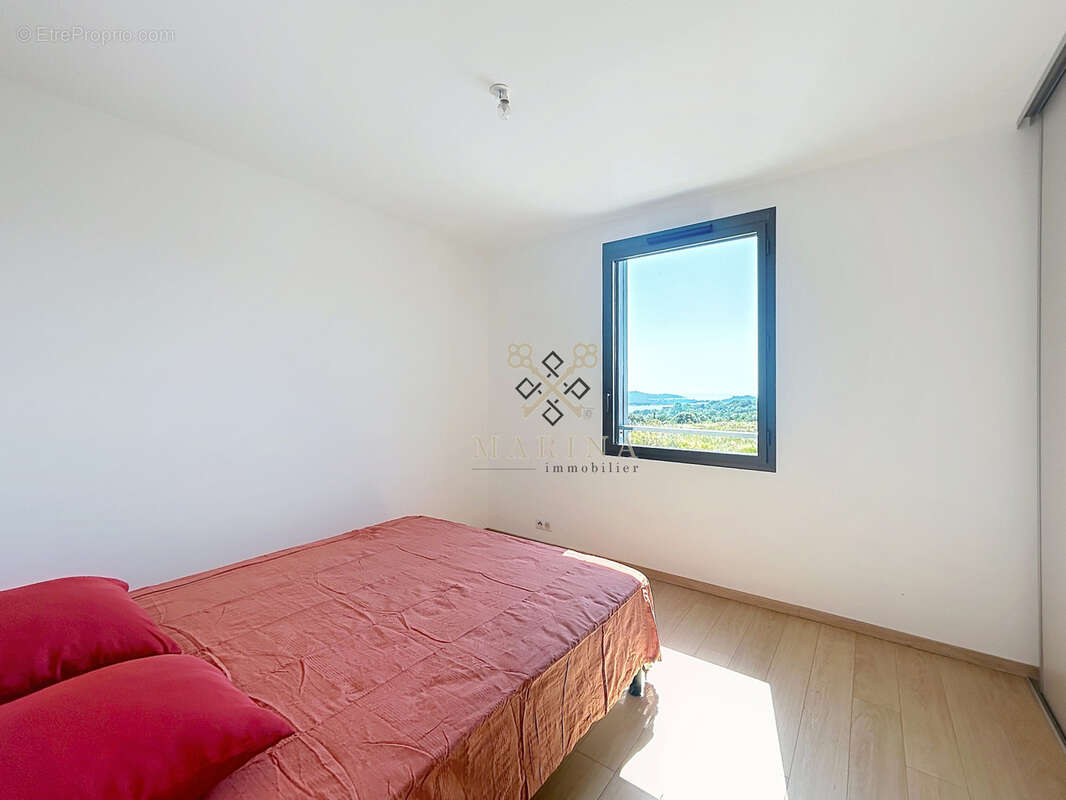 Appartement de standing dernier etage - 2 chambres - vue mer - - photo 9