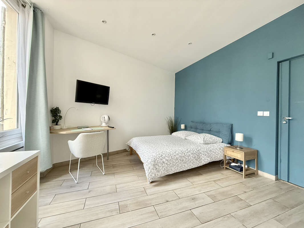 Appartement à MARSEILLE-5E