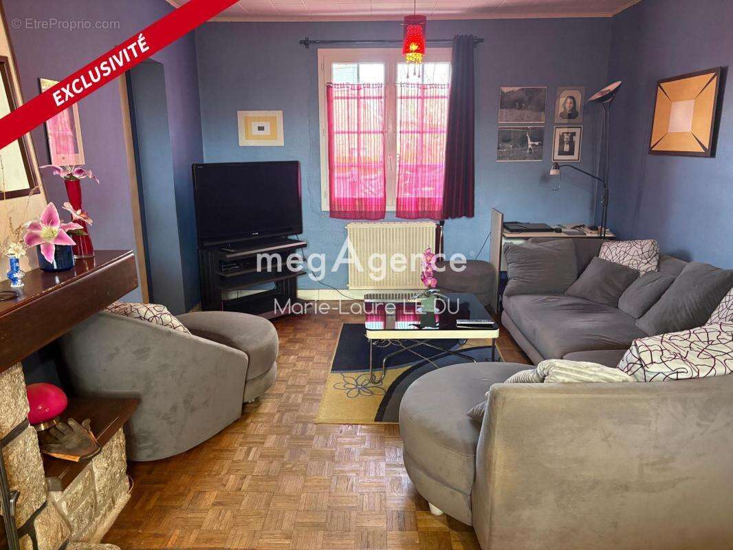 MAISON DE CAMPAGNE avec différentes dépendances - photo 12