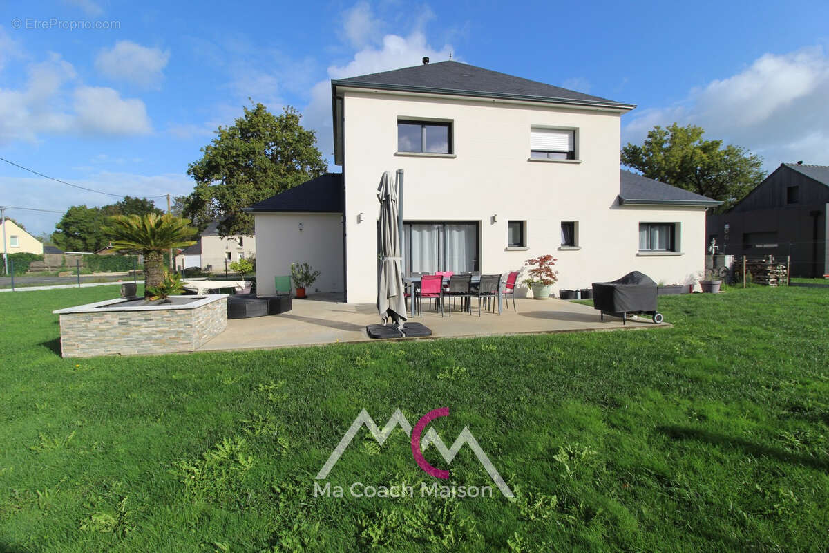 Maison à SAINTE-ANNE-SUR-BRIVET