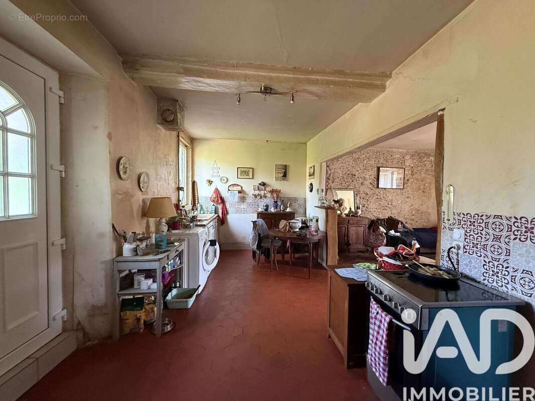 Maison 107 m² à Everly  - photo 5