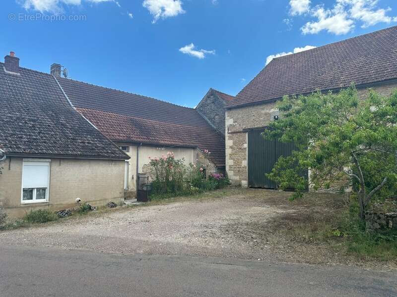Maison à vendre 5 pièces proche de POUILLY EN AUXOIS (21) - VITTEAUX (21) - photo 2