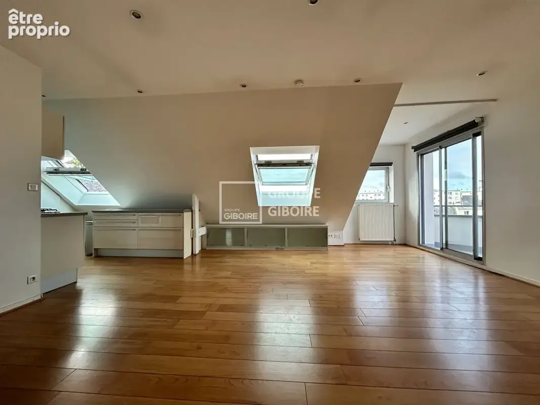 A vendre - EXLUSIVITE GIBOIRE - Appartement Type 4 à Rennes de 83m² au sol avec balcon et stationnements - photo 4
