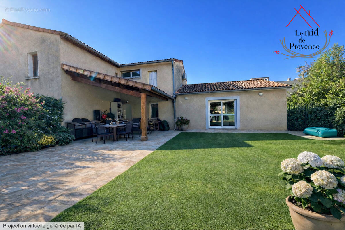 Appartement à SAINT-MARTIN-D'ARDECHE