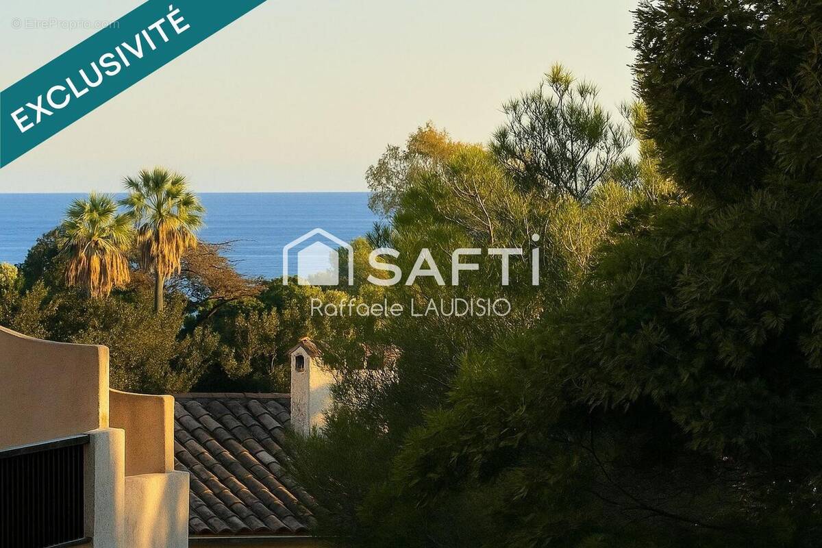 Photo 1 - Appartement à SAINT-RAPHAEL