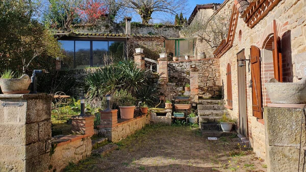 Maison à PUYCELCI