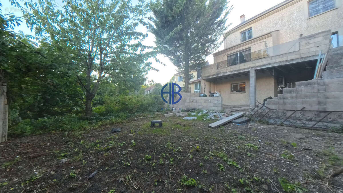 Maison à NOISY-LE-SEC