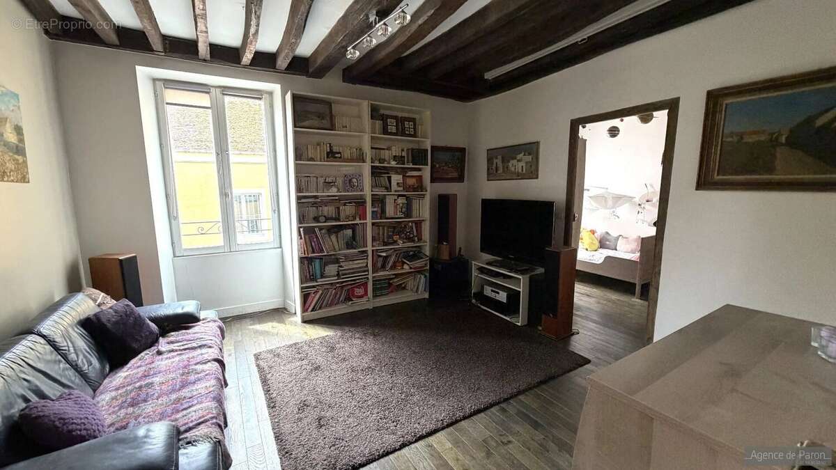 Maison à VERRIERES-LE-BUISSON