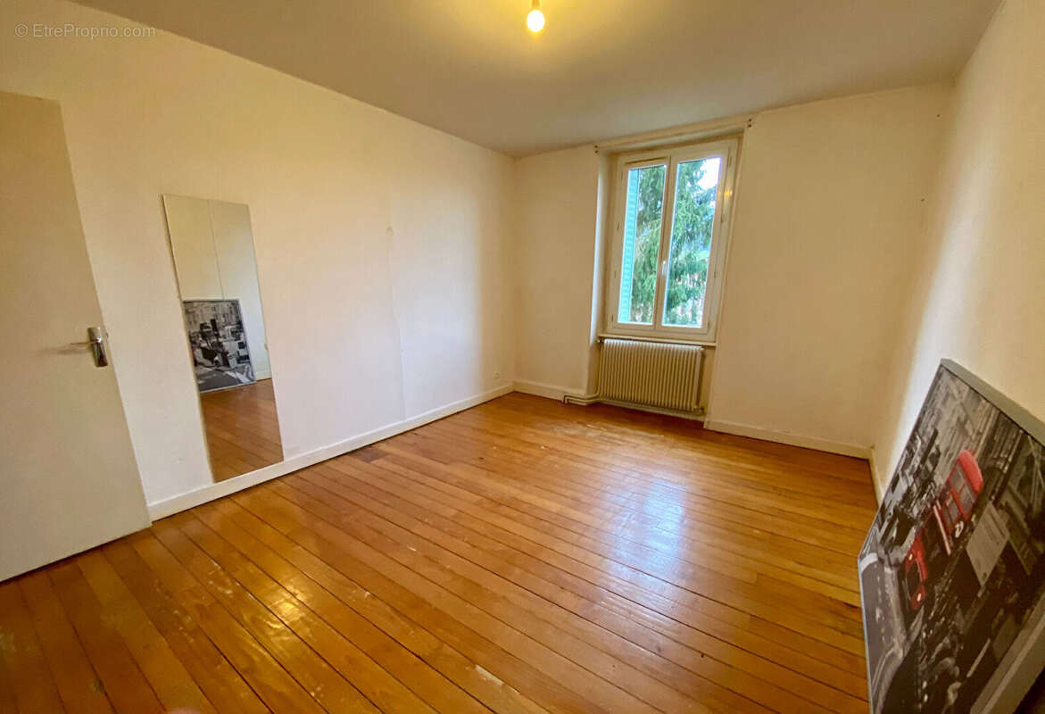 Maison à BELMONT-DE-LA-LOIRE