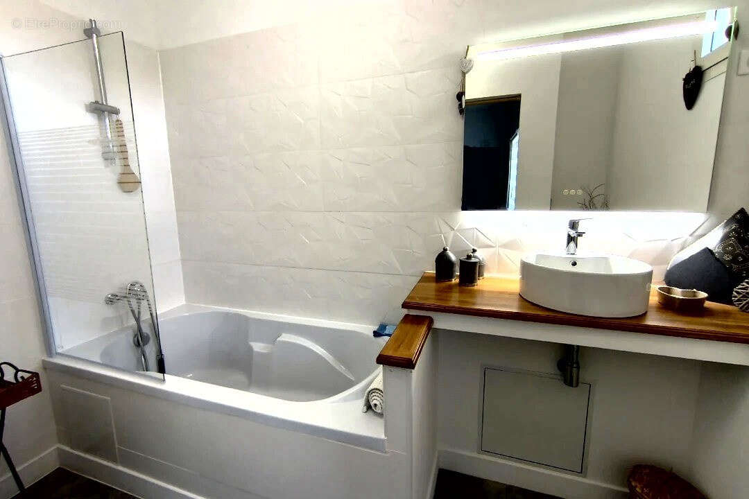 Maison à VALLABREGUES