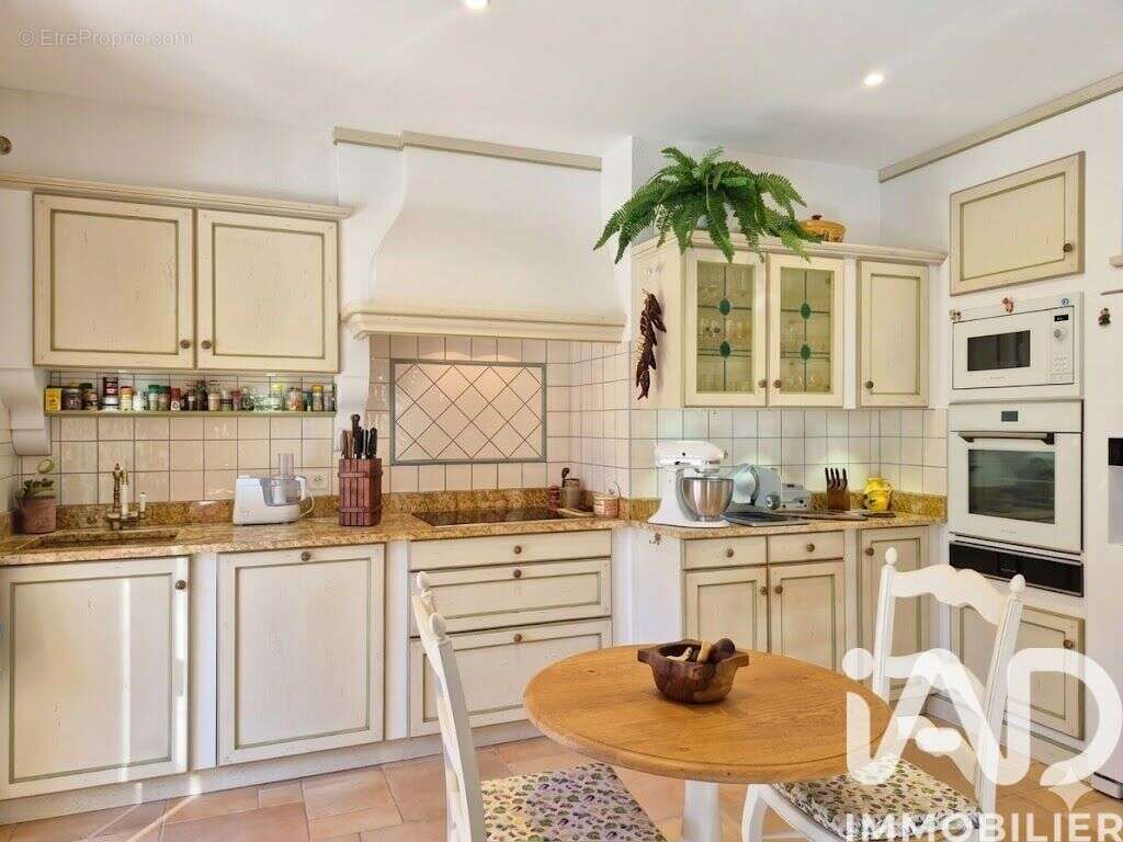 Photo 7 - Maison à COTIGNAC