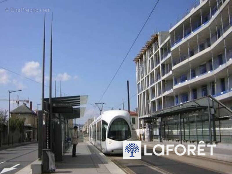 À VENDRE, Studio rénové de 18,5 m² , Lyon 8, Résidence étudiante,  Libre d'occupation - photo 8
