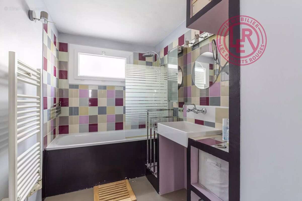 Appartement à PARIS-11E