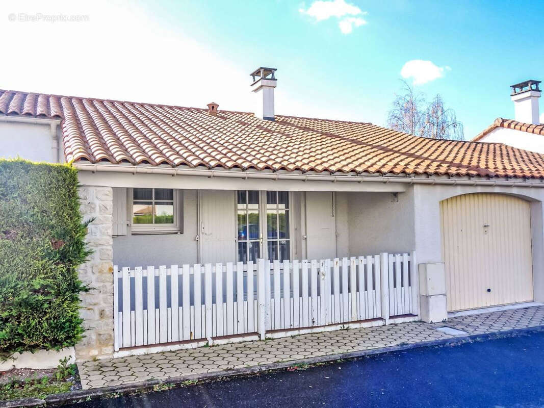 Maison à SAINT-PALAIS-SUR-MER