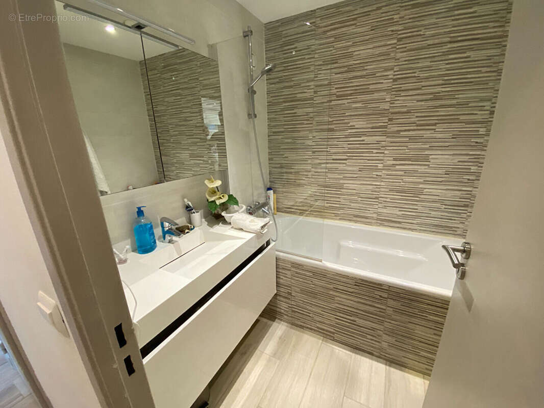 Appartement à MARSEILLE-12E