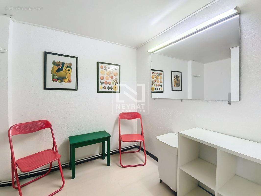 A saisir droit au bail centre ville saint raphael - photo 6