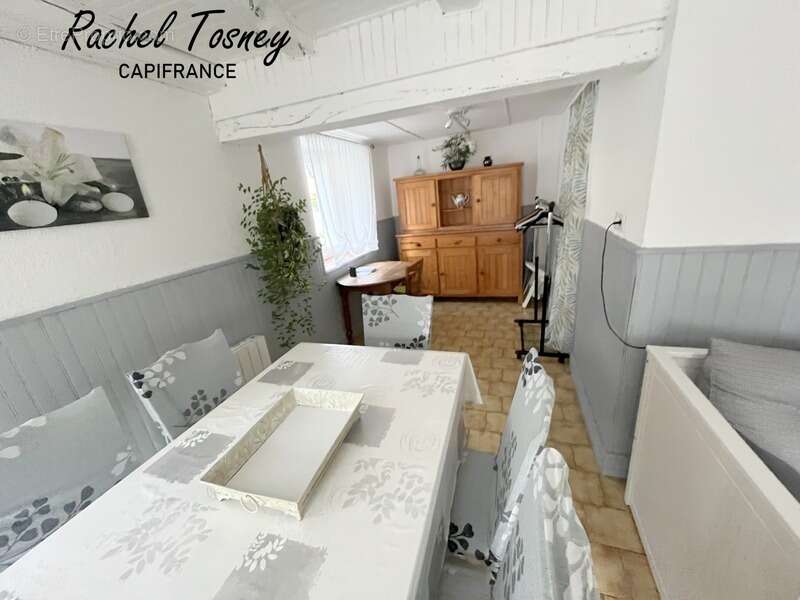 Dpt Territoire de Belfort (90), à vendre ANJOUTEY Maison mitoyenne T4 avec cour, sur terrain de 235m² - photo 3