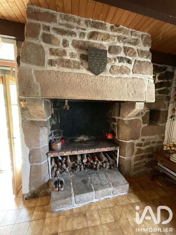 Maison 134 m² à Le Vieux-Marche  - photo 2