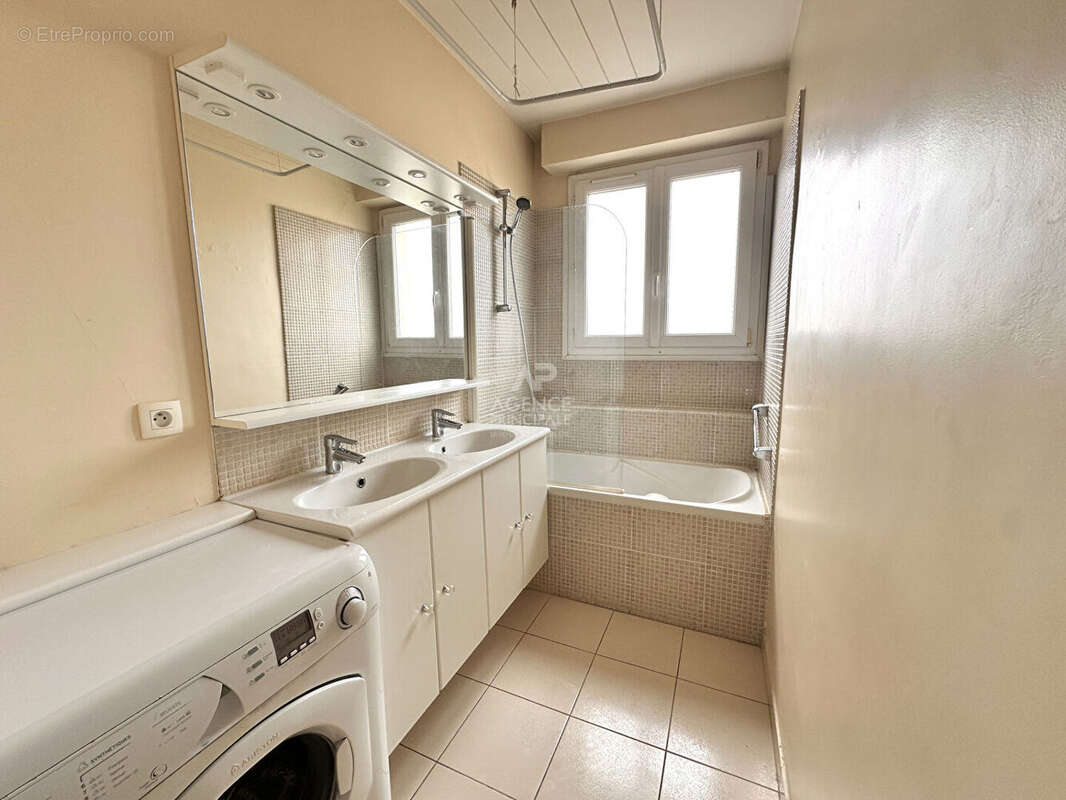 Appartement à SEVRES