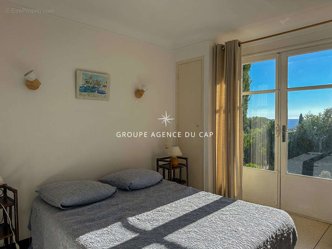 Maison à LES ISSAMBRES