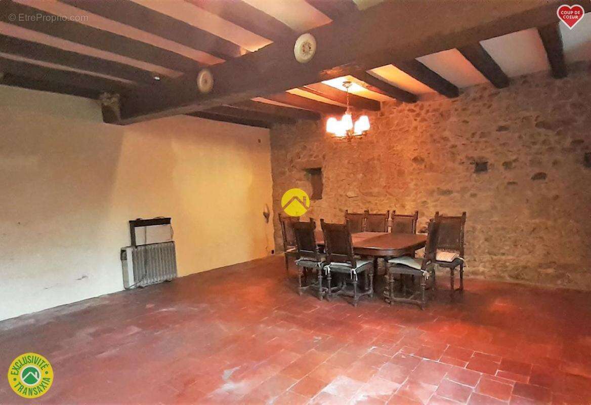 Maison à SAINT-HILAIRE