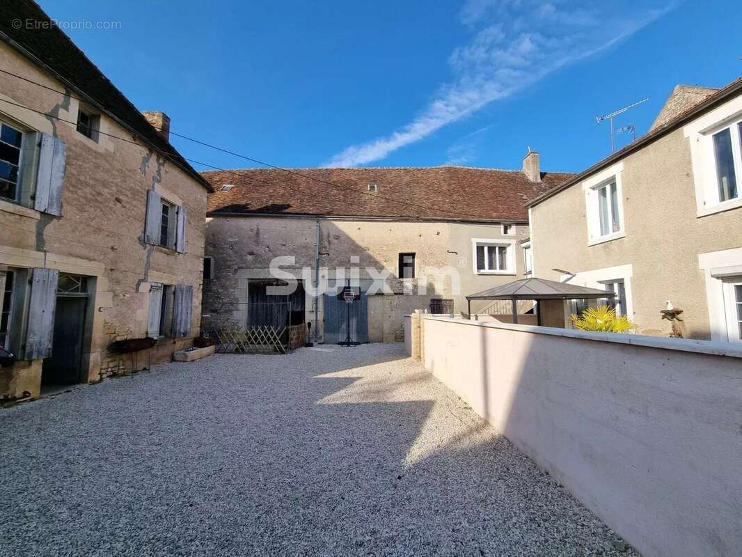 Ensemble immobilier à 8min de Clamecy - photo 2