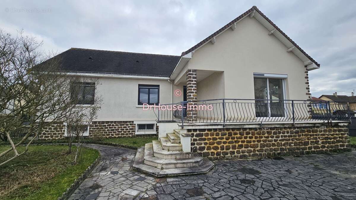 Maison à CHANGE