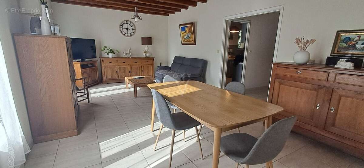 Maison 120 m² à Soyaux  - photo 6