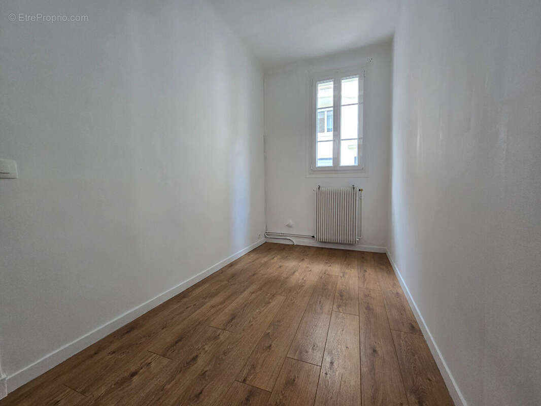 Appartement à FONTENAY-SOUS-BOIS