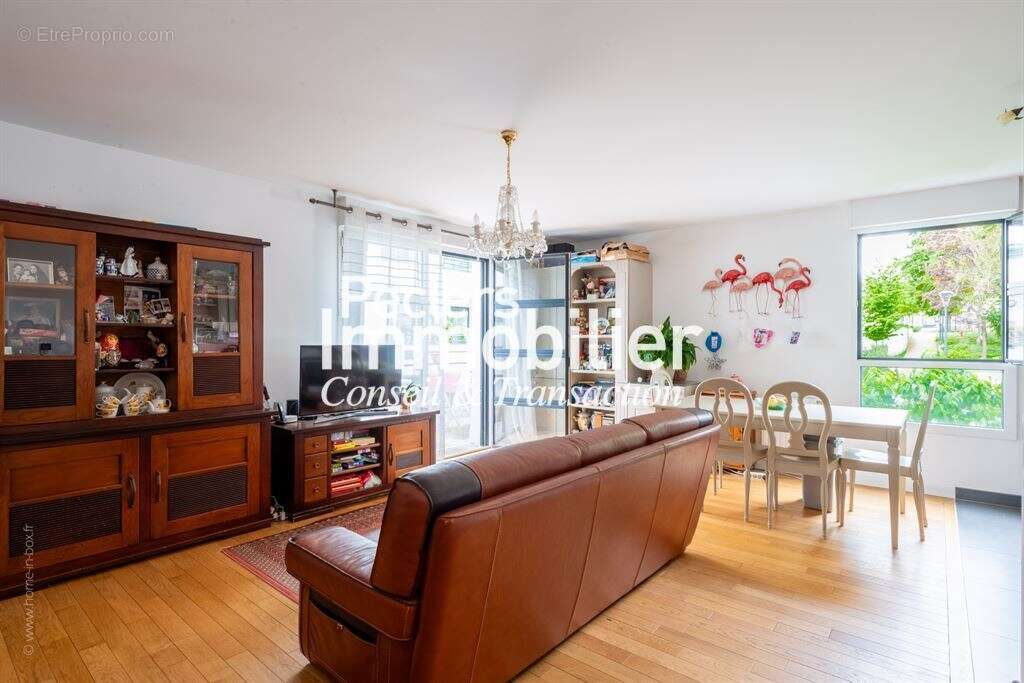 Appartement à RUEIL-MALMAISON