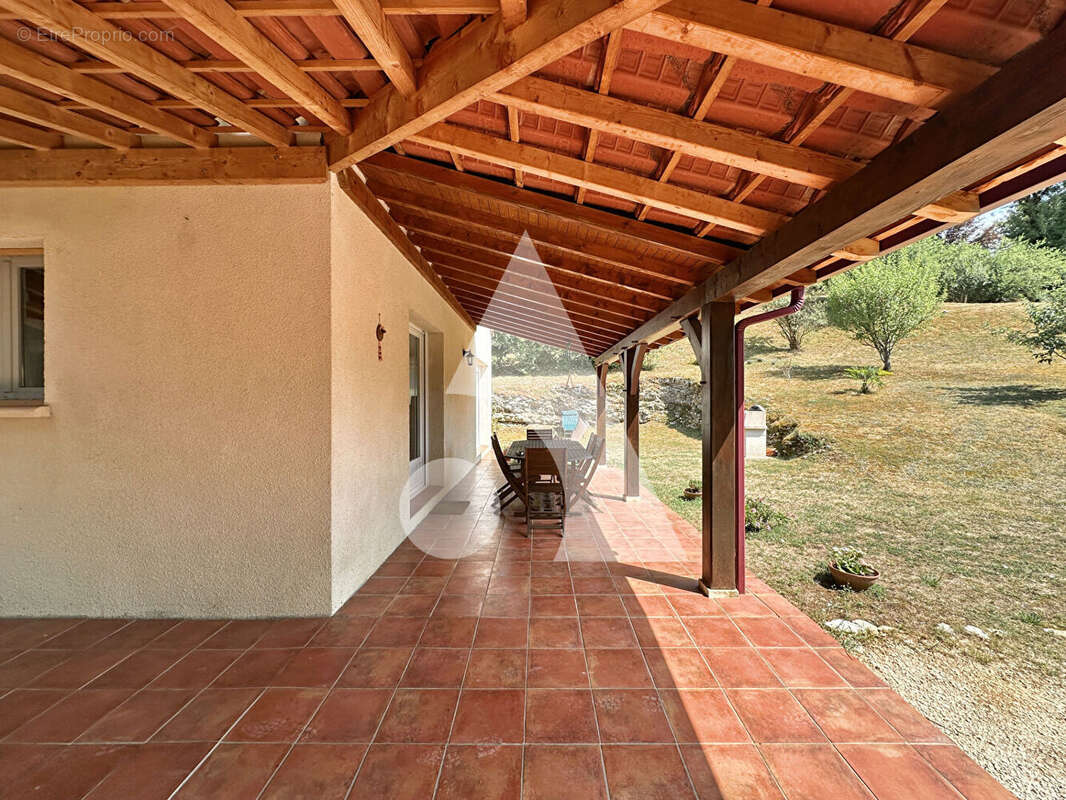 Maison à FRAYSSINET