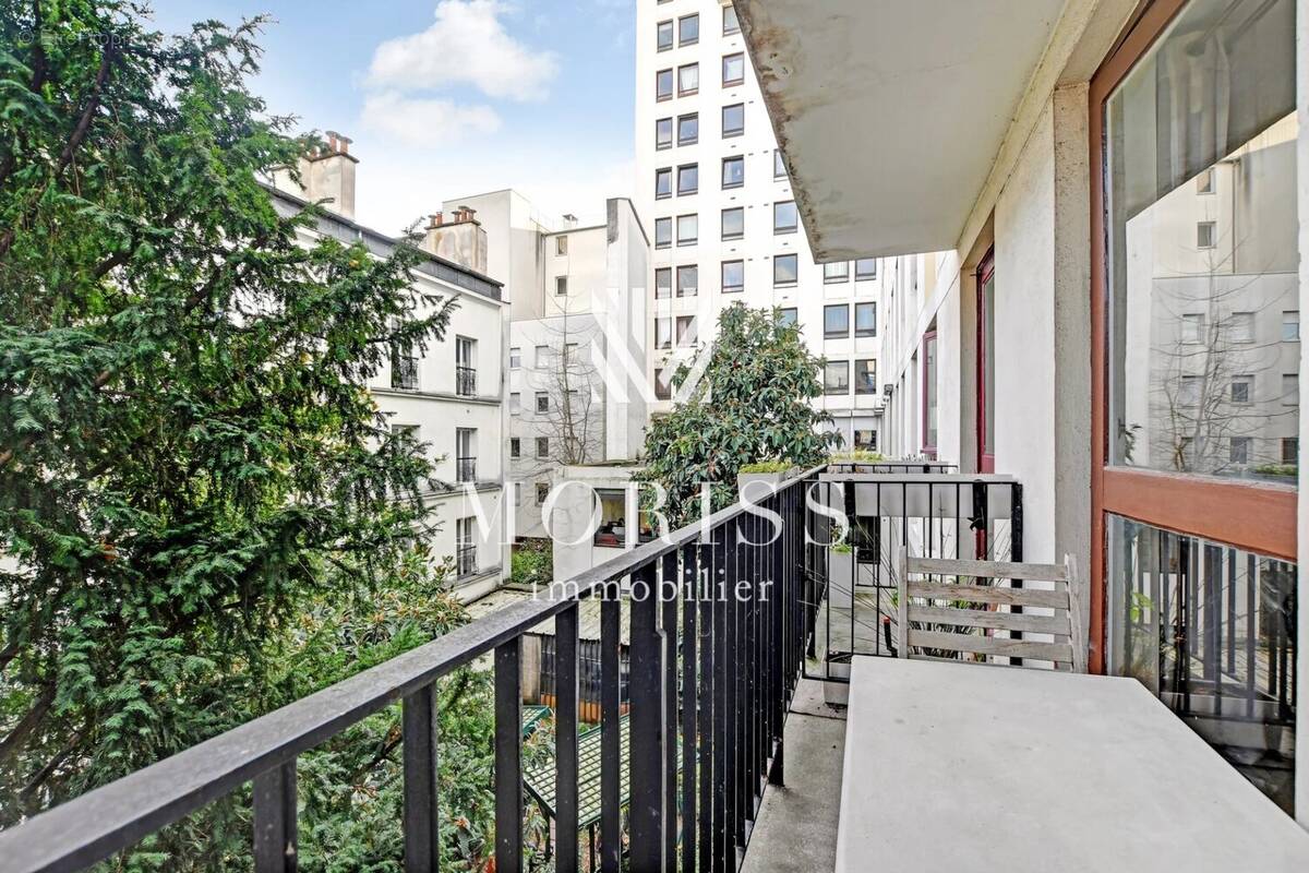 Appartement à PARIS-18E