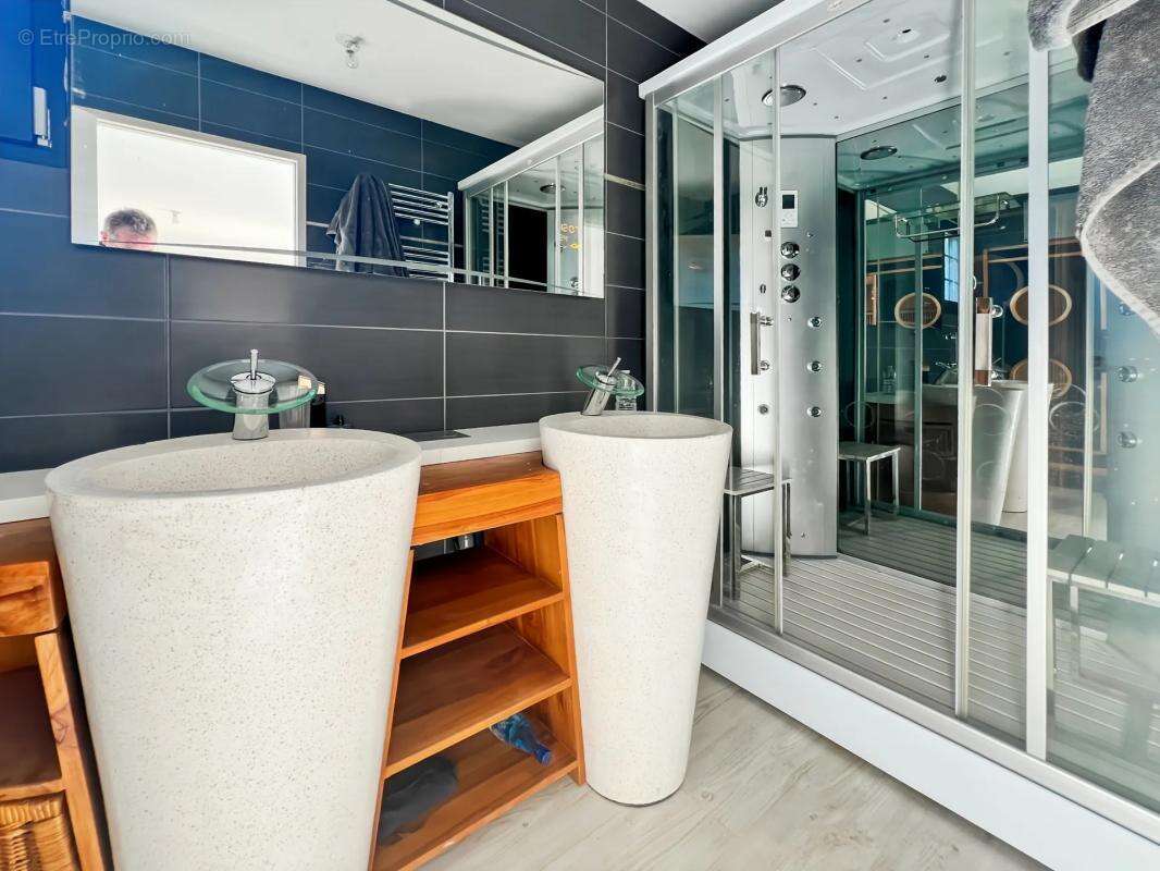 Maison à SAINT-SYLVESTRE-PRAGOULIN