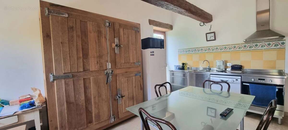 Maison à CASTELNAU-MONTRATIER